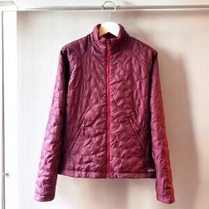 Helly Hansen Quilted Insulator Jacket, Size M, Burgundy